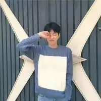 暄即使心情不好也要对重要的人qq男生头像我要个性网