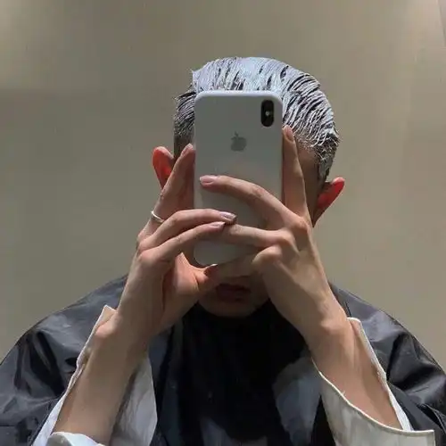 林知晚超酷气质男生部位头像