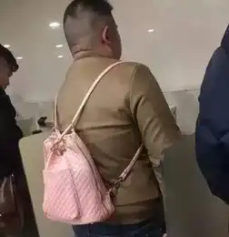 骚年你这么屌,你家里人知道不