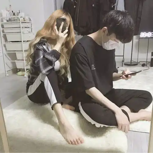 头像再孤独也别随意托付感情