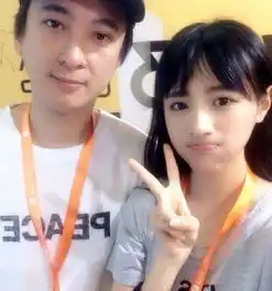 国民老公先参加婚礼,又买新的宠物,两只萌萌哒鸭子