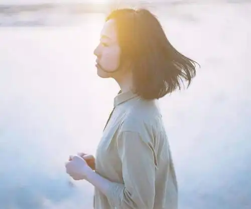 伤感催人泪下的情书,句句心碎,分手后的情侣看完必哭