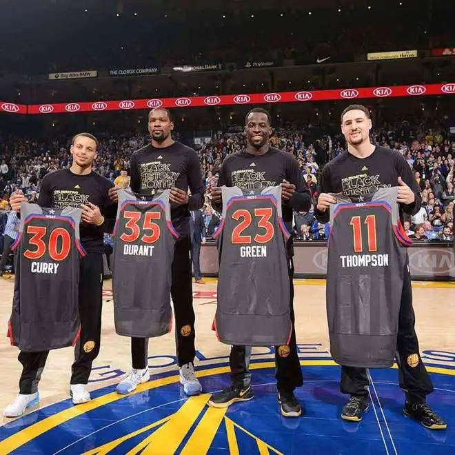 威萌先生扣篮王组合金库兄弟库里复出,勇士球迷迎新难题