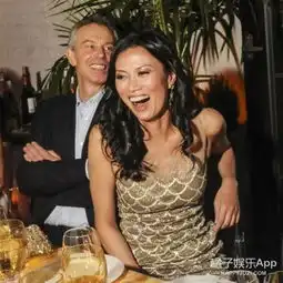 厉害邓文迪的男友原来不是传言中的普京,而是模特小鲜肉