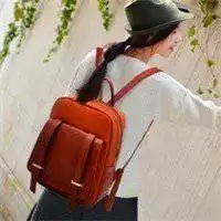 女孩背着书包背影头像微信头像图片大全