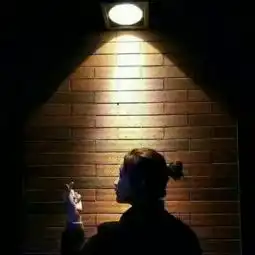 清新唯美背影情侣头像一男一女图片听你的心跳和我的节奏一样