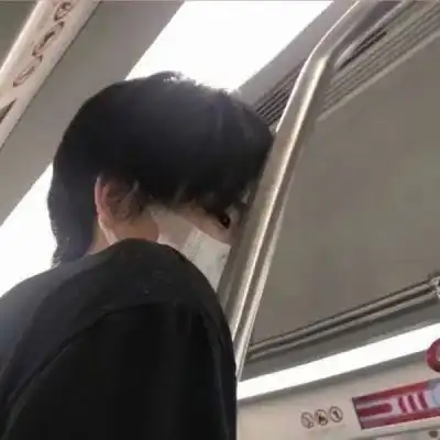 男生头像总是感觉黄昏的时候,你应该在我身边