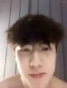 社交账号全是自黑丑照男星吸粉的手段真是