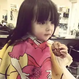 这小妖精长大了又是一个祸害男同胞的主啊