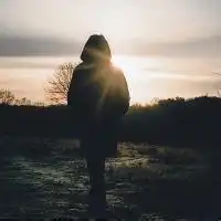 头像男生背影或侧面