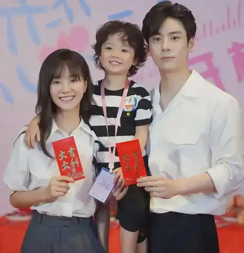 魏哲鸣胡一天宋威龙分不清,难怪以为徐璐新剧男主是胡一天
