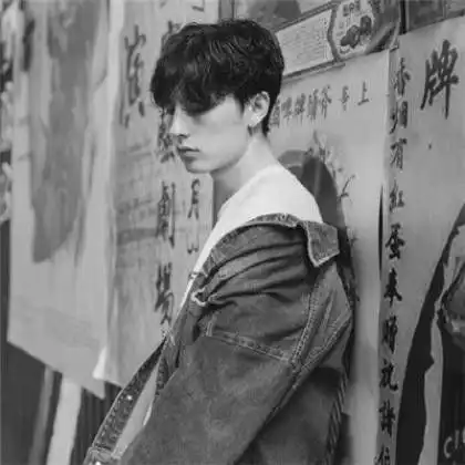 男qq高冷头像简短