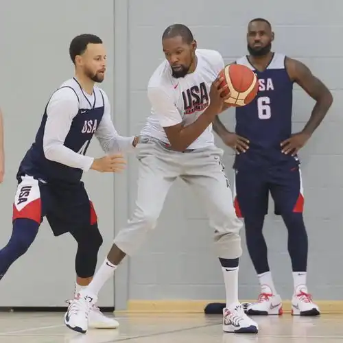 超过杜兰特5.19亿美元历史第三高薪,居然是他