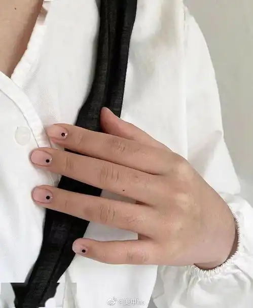 100款纯欲风渣女美甲好看到爆炸,超显手白
