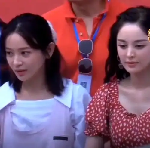 古力娜扎许魏洲新剧开机,娜扎胖了有十斤吧脸都变形了