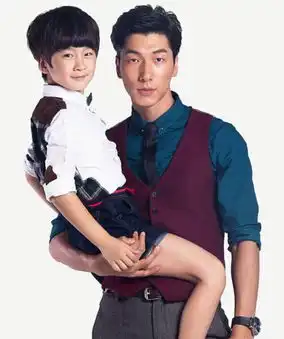 张亮李敏镐中韩暖男腕表比拼
