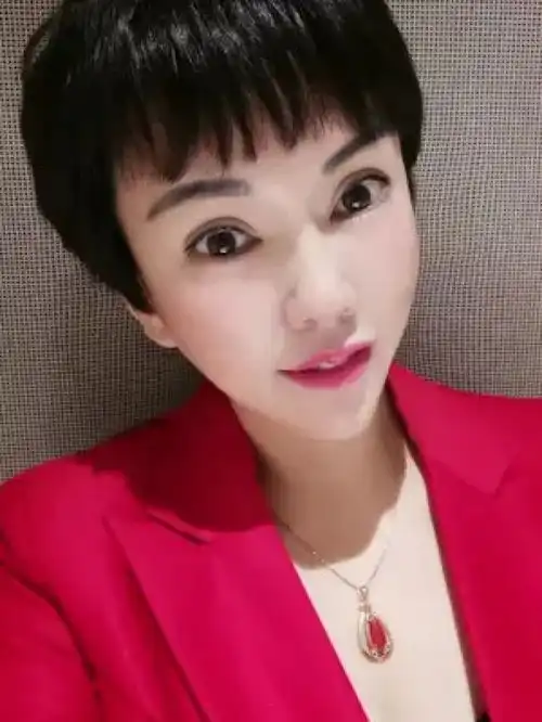 男人娶妻,要娶一个干干净净的女人,圈子干净,灵魂干净,身体干净,人品干净,一个不能少单亲妈妈加油美业手艺人