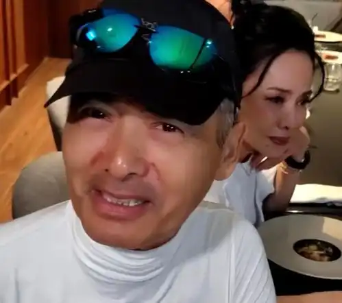 65岁郑裕玲转型当网红,与周润发嘴对嘴亲吻不避嫌,曾8次演情侣