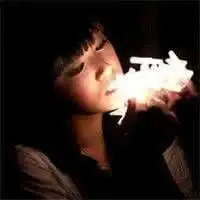 个性放烟花棒女生头像微信头像图片大全