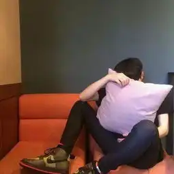 头像丨我太孤独想与你同行