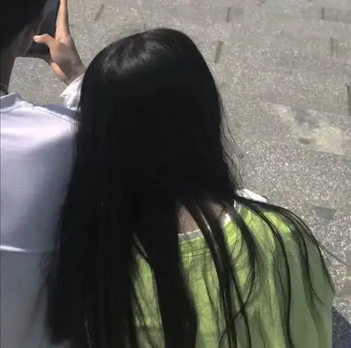 情侣头像和梦想平等交易与喧嚣保持距离