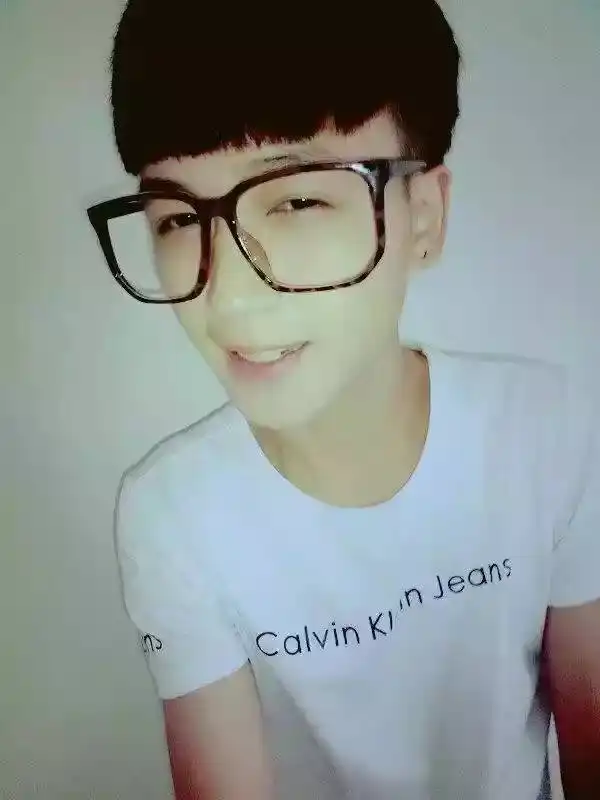 微封面人物第154期王昆