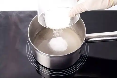 烘焙圈子后天就是情人节了,教你做捧在手心里的蓝色妖姬玫瑰