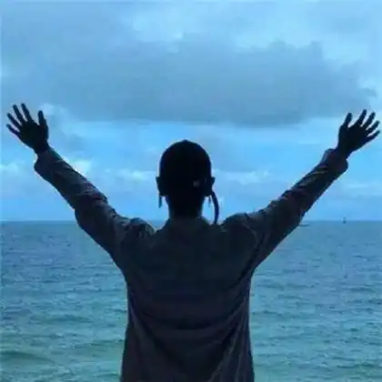 2020唯美情侣头像一对两张真人,最喜欢前面两对的