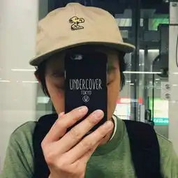 求不带字的情侣头像像这种的最好配上网名