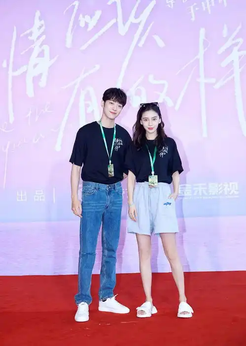 岁月从不败美人,有些30姐姐搭配00后演情侣,一点也不违和