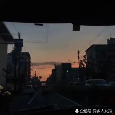 女孩对男孩吼着我穷怕了,我每天过得有多自卑你知道吗网易云