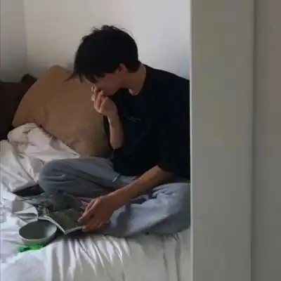 ins小清新文艺范男头见惯了量产男生头像我要个性网
