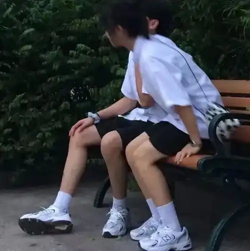 情头丨爱你的人自然懂你你不需要成熟