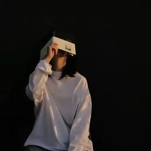 头像背景图套图世界灿烂盛大,也有人欢迎你回家