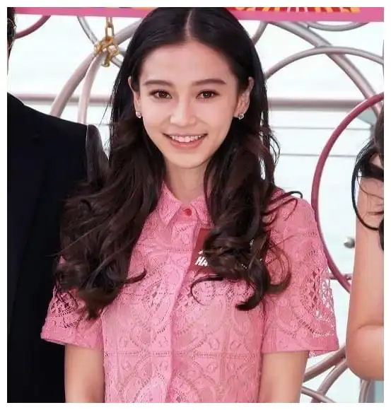 为什么吴京建议女孩不要进入娱乐圈看baby腰的手,第二明白