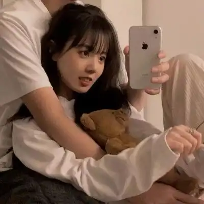 就在一起吧,情侣头像
