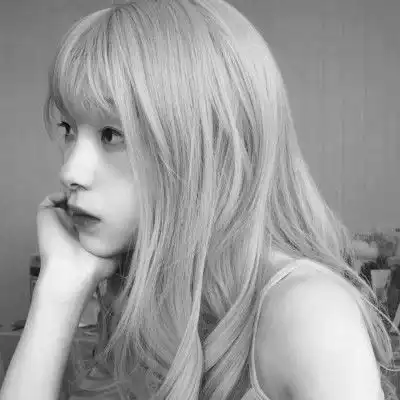 黑白欧美女头像高冷