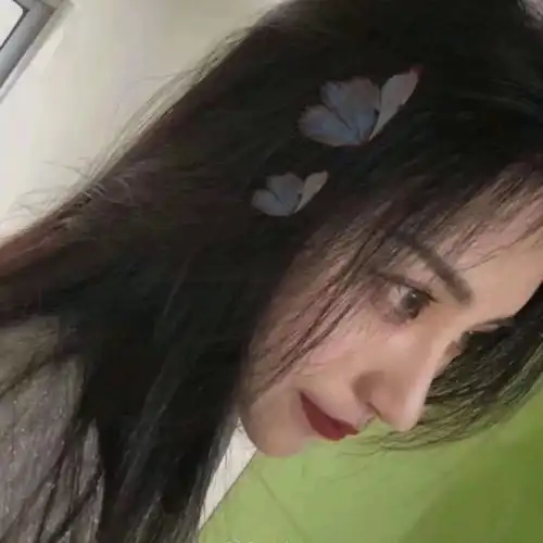 女生头像你会喜欢上经常陪你聊天的人吗