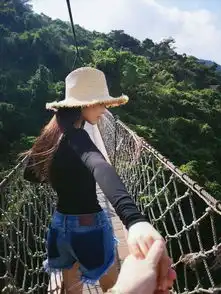 张馨予晒男友视角疑公布恋情网友直呼太甜蜜