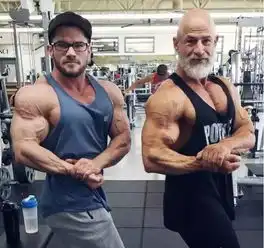 肌肉老爸和肌肉儿子同台秀身材,燃爆了