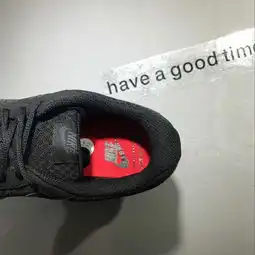 耐克男鞋niketanjun奥运伦敦女鞋男女轻便透气低帮休闲鞋黑白情侣运动跑步鞋812654