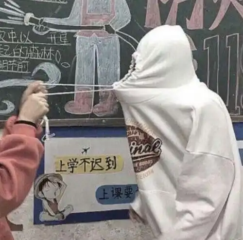 边听歌边写作业的学生,八成是这3种人,说中可别翻脸哟