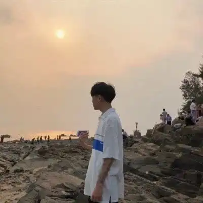 我把那个满眼都是我的男孩子弄情侣头像我要个性网