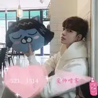 qq情侣头像一对两张带字的