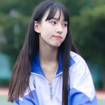 清纯女神,成了我的新同事
