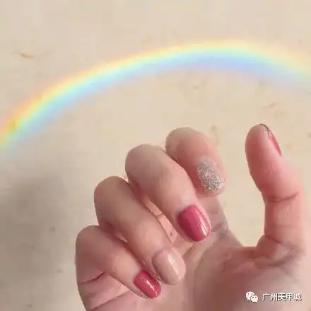 ins美甲图集欣赏