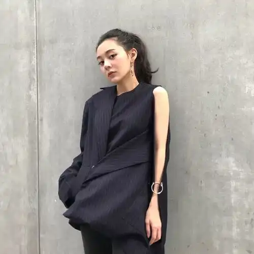 去英国留学却变成了ins当红博主,这位中国小姐姐的极简的北欧风配日韩调调简直太吸睛