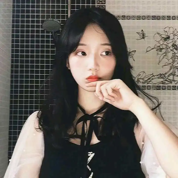 气质脱俗,魅力十足的3大星座女,就像一杯让人上瘾的毒药
