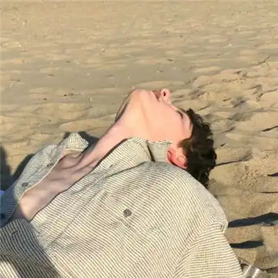 帅气迷人性感男生头像男生帅气个性头像