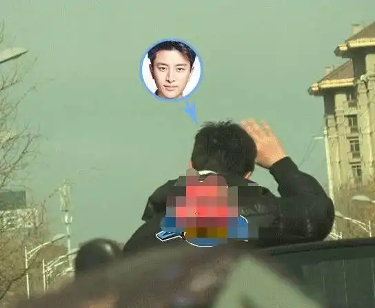贾乃亮情绪低落咳嗽不断网友只是感冒而已,别拍了行不行